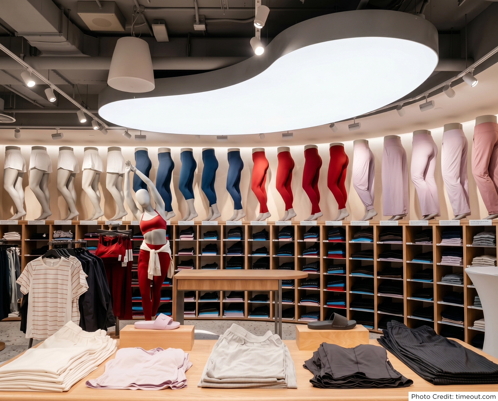 Illuminating Brand Identity: How TLS Crafted Lululemon’s Flagship Bespoke Architectural Lighting