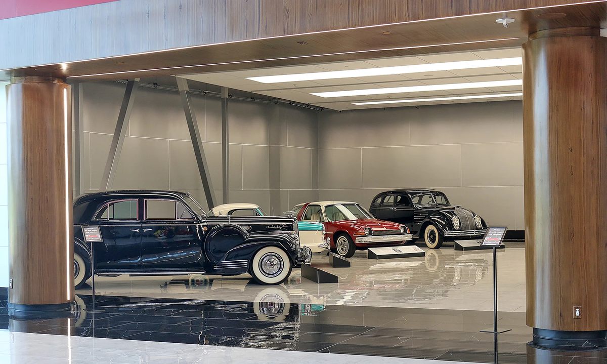 Lumicloud provides the proper light levels on automobile.